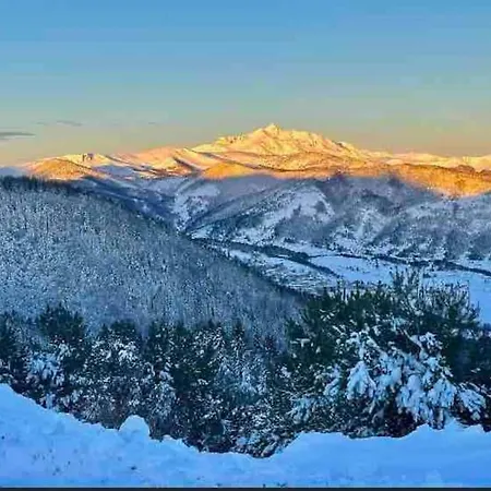 La Coumereille بيت للعطل